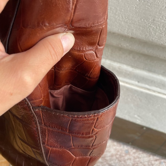 Fossil Leather Croc-Embossed Tote - Picture 5 of 5